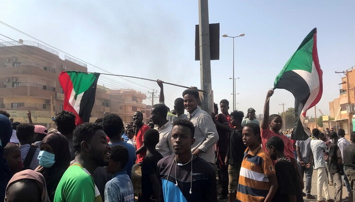الصحة السودانية: مقتل 7 أشخاص وإصابة 140 في احتجاجات عقب الانقلاب 
