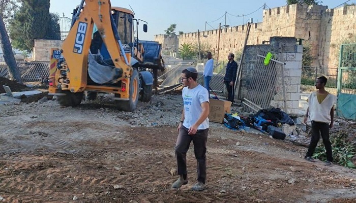 الاحتلال يواصل أعمال التجريف في المقبرة اليوسفية في القدس
