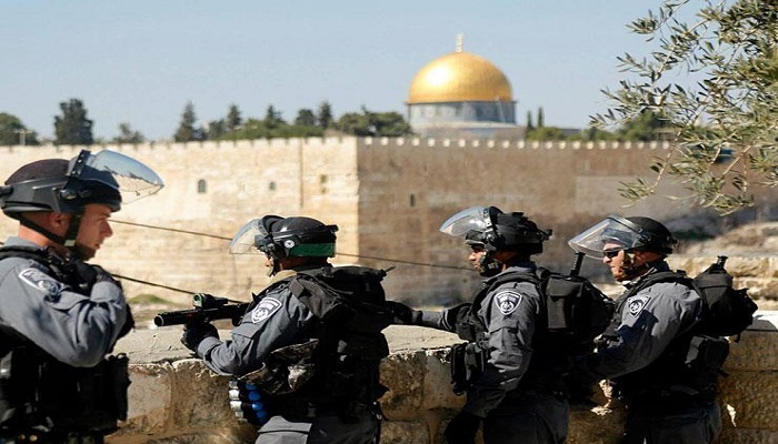 المفتي العام يناشد العرب والمسلمين لإنقاذ القدس ويحذر من حرب دينية
