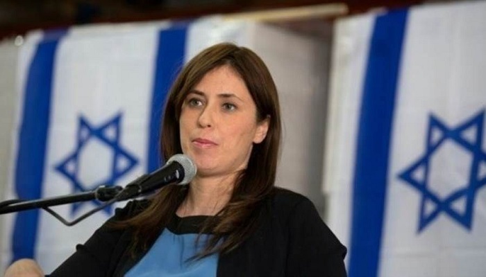 سفيرة إسرائيل في بريطانيا تعلّق على طردها من إحدى كليات لندن 

