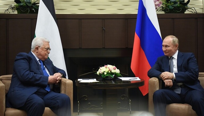 بوتين لعباس: موقف روسيا من حل القضية الفلسطينية لم يتغير
