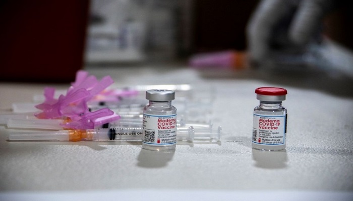 مدير شركة موديرنا: اللقاحات الحالية لكورونا قد تكون أقل فعالية أمام سلالة 
