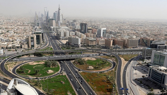 اتحاد الغرف التجارية السعودية يعلن وقف كافة التعاملات مع لبنان
