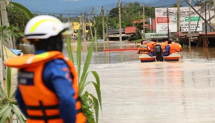 14 قتيلا على الأقل إثر فيضانات عارمة في ماليزيا
