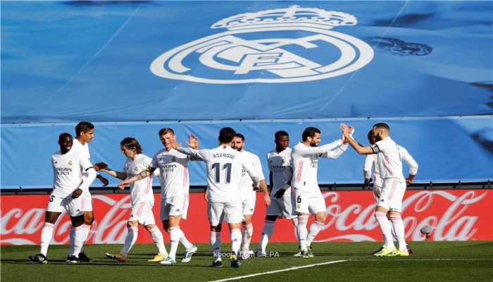  قطار ريال مدريد يدهس فالنسيا بثنائية