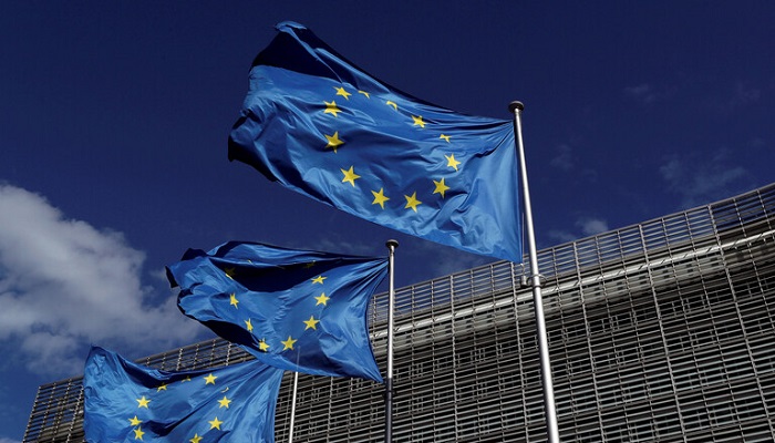 الاتحاد الأوروبي: نتابع بقلق ظهور لقاحات كورونا في السوق السوداء
