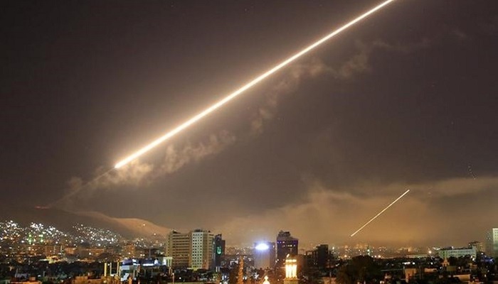 الدفاعات الجوية السورية تتصدى لعدوان إسرائيلي جنوب البلاد
