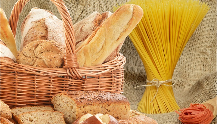 خطر صحي يرتبط بتناول الكثير من الخبز الأبيض والمعكرونة في نظامك الغذائي
