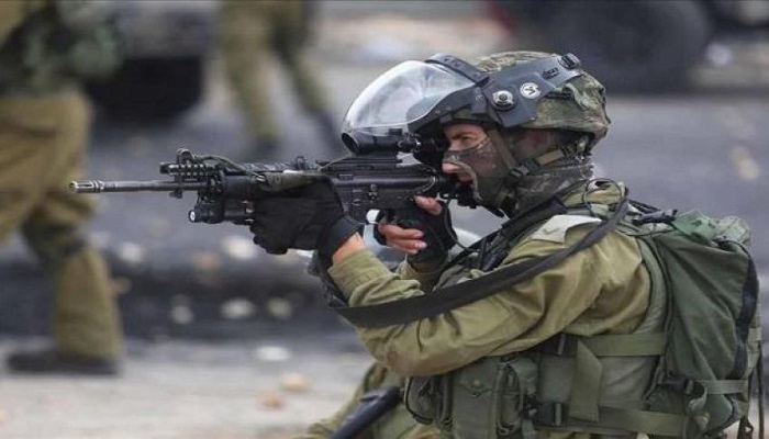 جيش الاحتلال يطلق النار باتجاه شاب فلسطيني في جنين 
