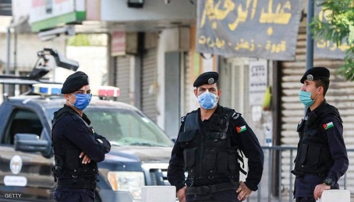 لجنة الأوبئة الأردنية: خيار الحظر الشامل بات مطروحا
