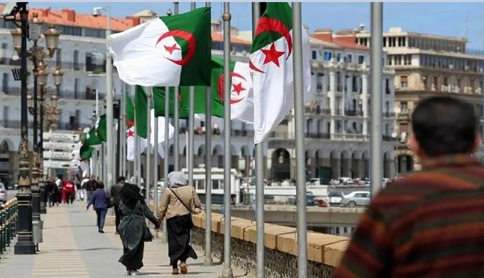 هزة أرضية تضرب الجزائر
