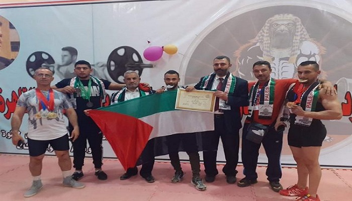 القاهرة: فلسطين تحصد ميداليات ملونة بالبطولة العربية للقوة البدنية