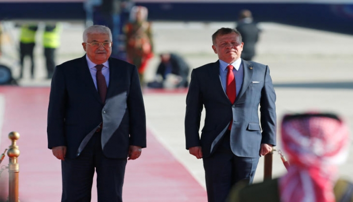 الرئيس عباس للملك عبدالله: استقرار الأردن استقرار للمنطقة ومصلحة لفلسطين
