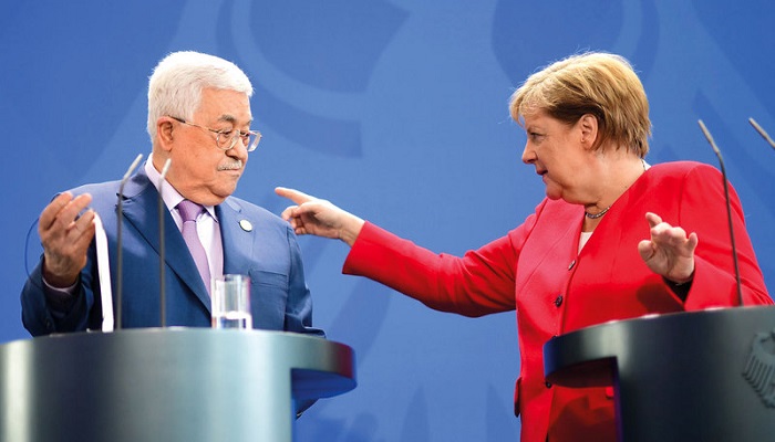 الرئيس الفلسطيني يتجه إلى ألمانيا لإجراء فحوصات ولقاء المستشارة أنغيلا ميركل