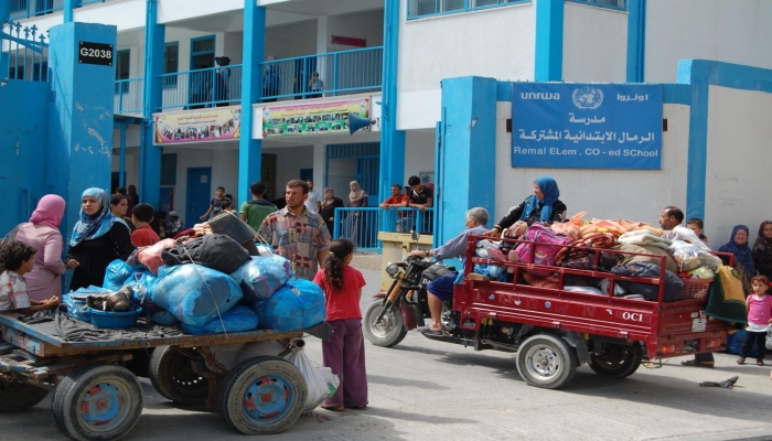 مفوض الاونروا : 34 الف لاجىء فلسطيني لجاوا الى مدارس الاونروا بغزة بحاجة لمساعدات عاجلة

