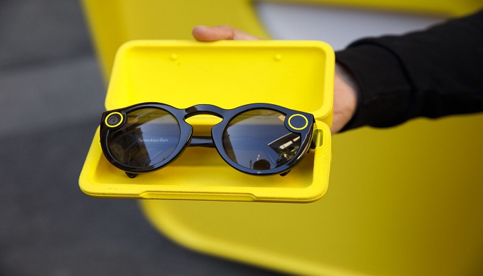شركة Snap تكشف عن أولى نظاراتها للواقع المعزز
