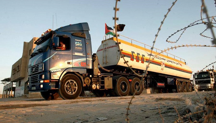 الاحتلال يواصل إغلاق معبر كرم أبو سالم ويمنع إدخال البضائع والمحروقات لغزة
