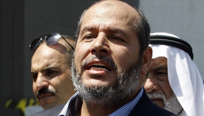 الحية:  لا بد من وقف