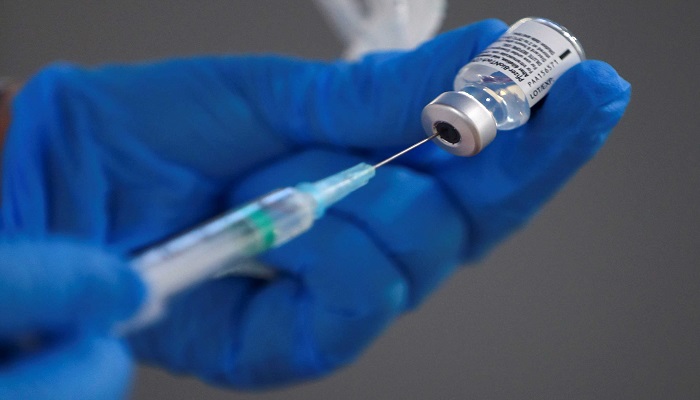 مفاوضات لتحويل باقي اللقاحات من إسرائيل للسلطة الفلسطينية 

