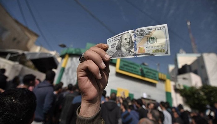 طريقة جديدة لتحويل الأموال القطرية.. هل تتجه غزة نحو التصعيد؟ 

