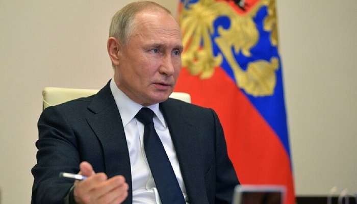 بوتين يوقع قانونا يخرج روسيا من معاهدة السماوات المفتوحة
