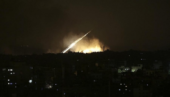 الدفاعات الجوية السورية تتصدى لعدوان إسرائيلي جوي بريف حمص وسط سوريا