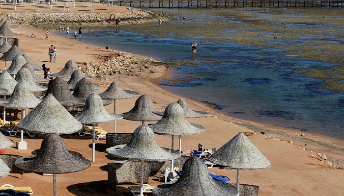 مصر تسحب مليوني متر مربع أراضي من شركات سياحية
