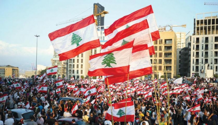 الاتحاد الأوروبي يؤيد فرض عقوبات على الطبقة السياسية اللبنانية
