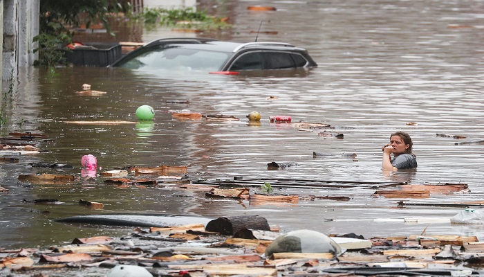 ارتفاع حصيلة ضحايا الفيضانات في ألمانيا إلى 106 قتلى
