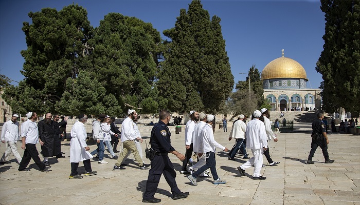  تصعيد غير مسبوق.. مستوطنون يقتحمون الأقصى صبيحة يوم عرفة

