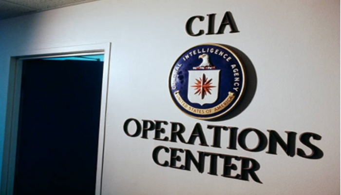 وسائل إعلام: مدير الـ CIA حذر بينيت من الاستثمارات الصينية في إسرائيل

