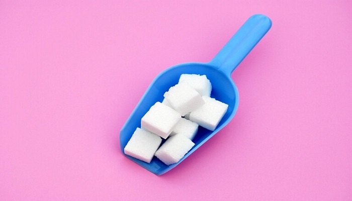 ما كمية السكر التي يمكن تناولها في اليوم بشكل صحي؟
