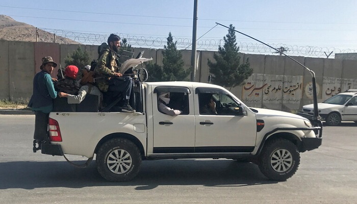 وسائل إعلام: طالبان تحتجز 150 هنديا قرب مطار كابل
