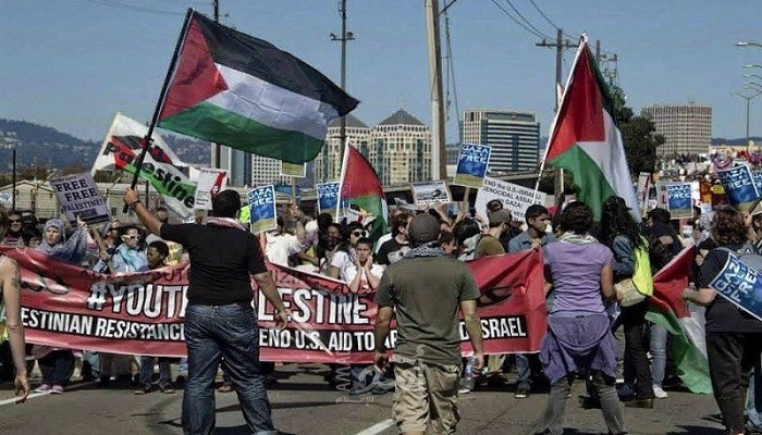 تظاهرة لمنع سفينة إسرائيلية من تفريغ حمولتها في ميناء تامبا بولاية فلوريدا
