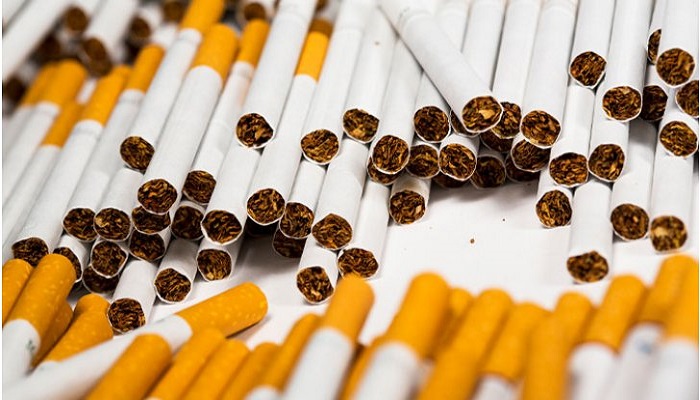 الجمارك: ضبط خط إنتاج سجائر مخالف للقانون في الأردن
