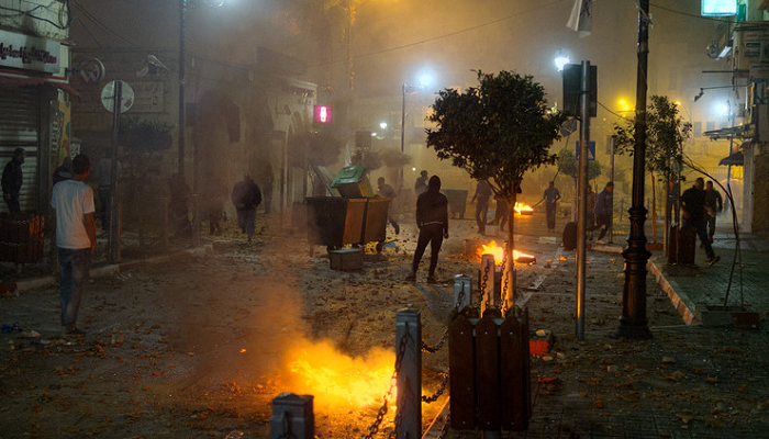 موقع عبري: اشتباكات عنيفة بين قوات الاحتلال الخاصة ومقاومين في جنين 

