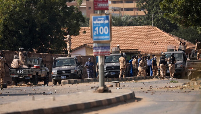 الجيش السوداني: تمت السيطرة على محاولة انقلابية فاشلة
