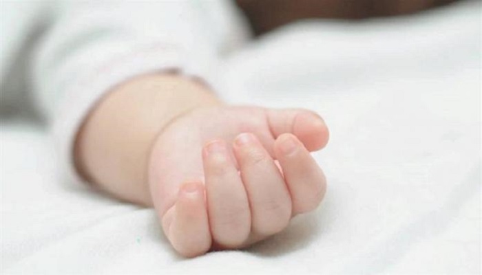 تونس..أم تبيع رضيعها