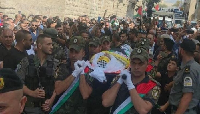 الآلاف يشيعون جثمان الأسير المحرر الشهيد حسين مسالمة في بيت لحم