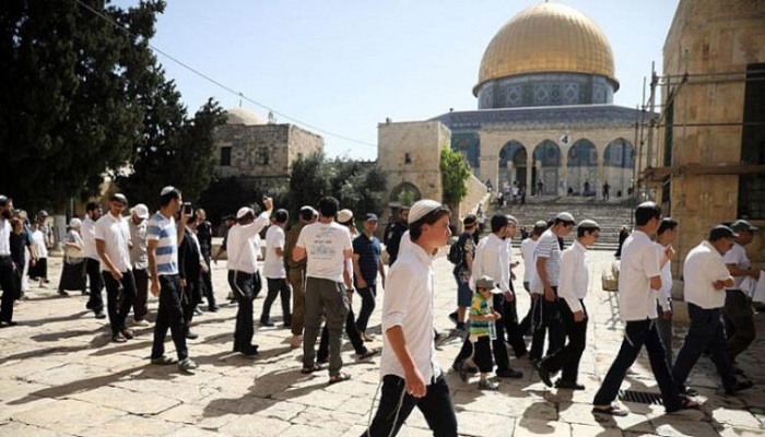 الهيئة الإسلامية المسيحية تحذر الاحتلال من مواصلة اقتحامات الأقصى