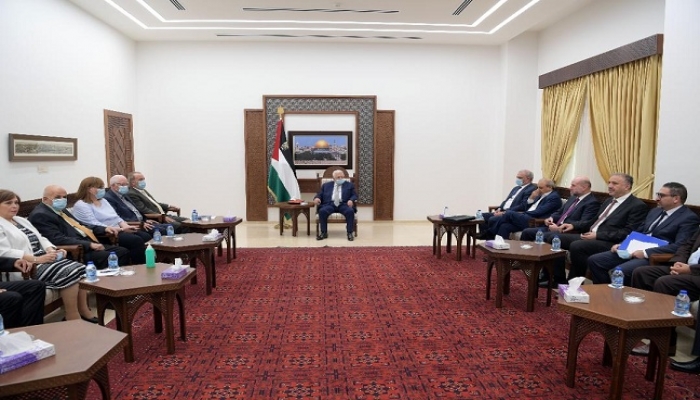 الرئيس عباس: جاهزون لاجراء الانتخابات العامة 