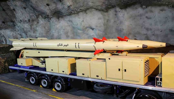 إيران تستعد لتسليم روسيا صواريخ أرض أرض 

