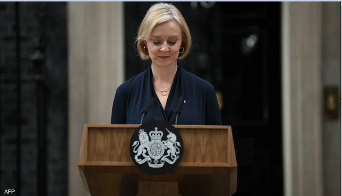  رئيسة الوزراء البريطانية ليز تراس تعلن استقالتها من منصبها 
