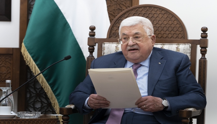 الرئيس عباس يُصادق