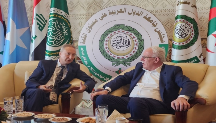 تفاصيل اجتماع المالكي