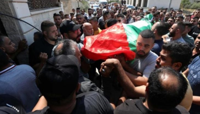 تشييع جثمان الشهيد أحمد دراغمة في طوباس
