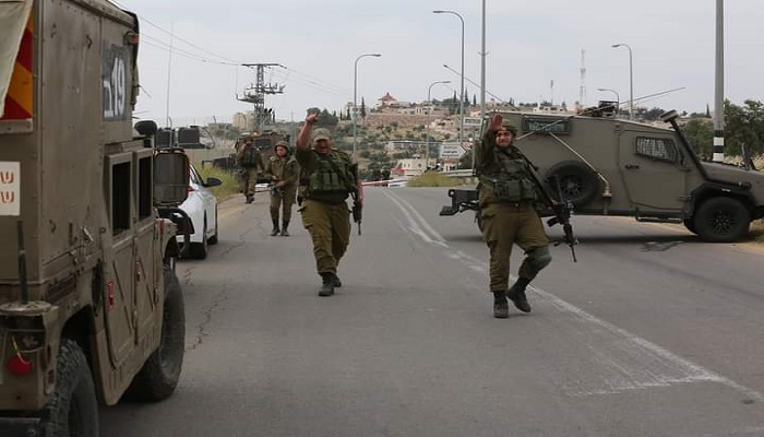 الاحتلال يشدد إجراءاته العسكرية في محيط بيت إكسا
