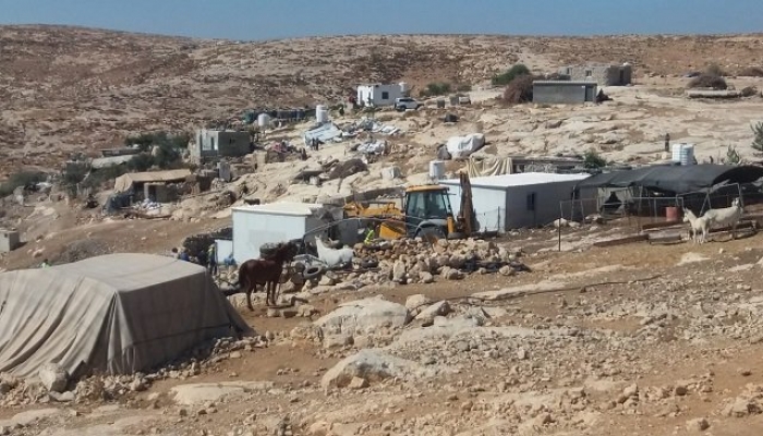 الاحتلال يغلق مداخل قريتي المركز وجنبا في مسافر يطا جنوب الخليل
