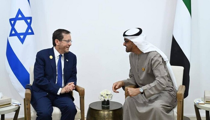الرئيس الإسرائيلي يلتقي الرئيس الإماراتي في شرم الشيخ
