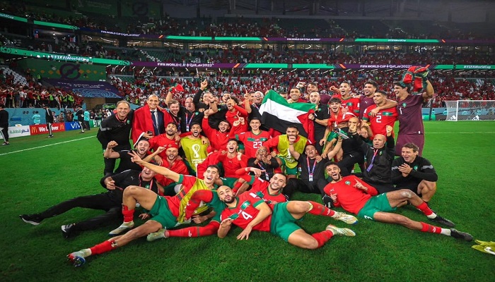 الفلسطينيون والعرب يحتفلون بفوز المنتخب المغربي وتأهله لنصف النهائي